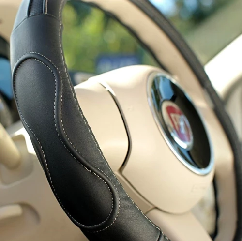 Skórzana nakładka na kierownicę Ultimum